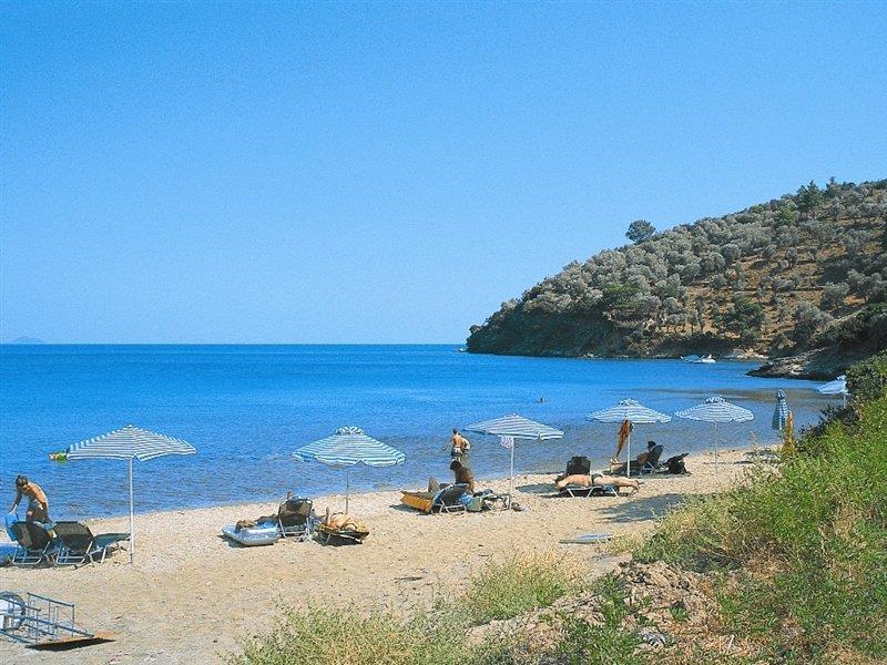 Nereides Seaside Apartments Marathokampos Exterior photo